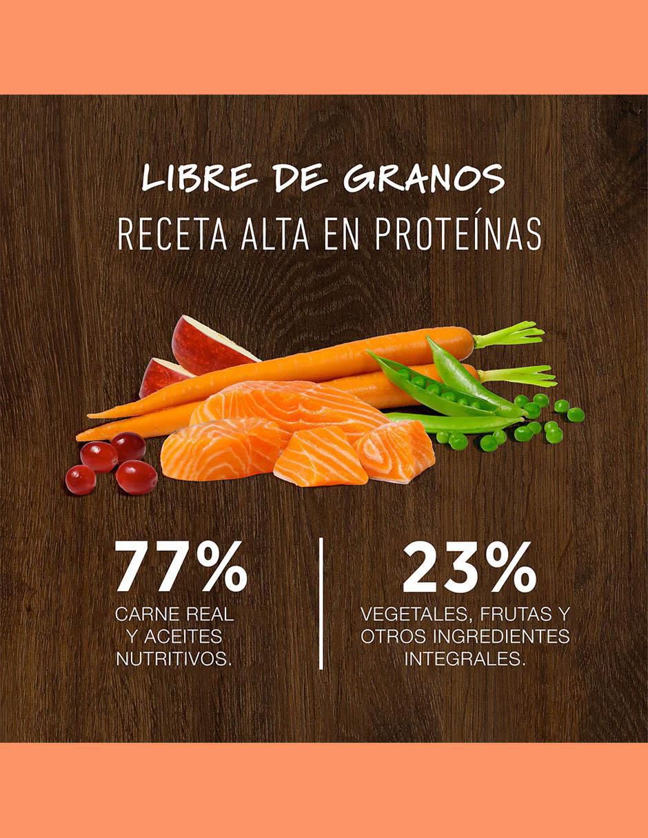 Croqueta de Salmón para gato todas las etapas contenido 2 kg 5