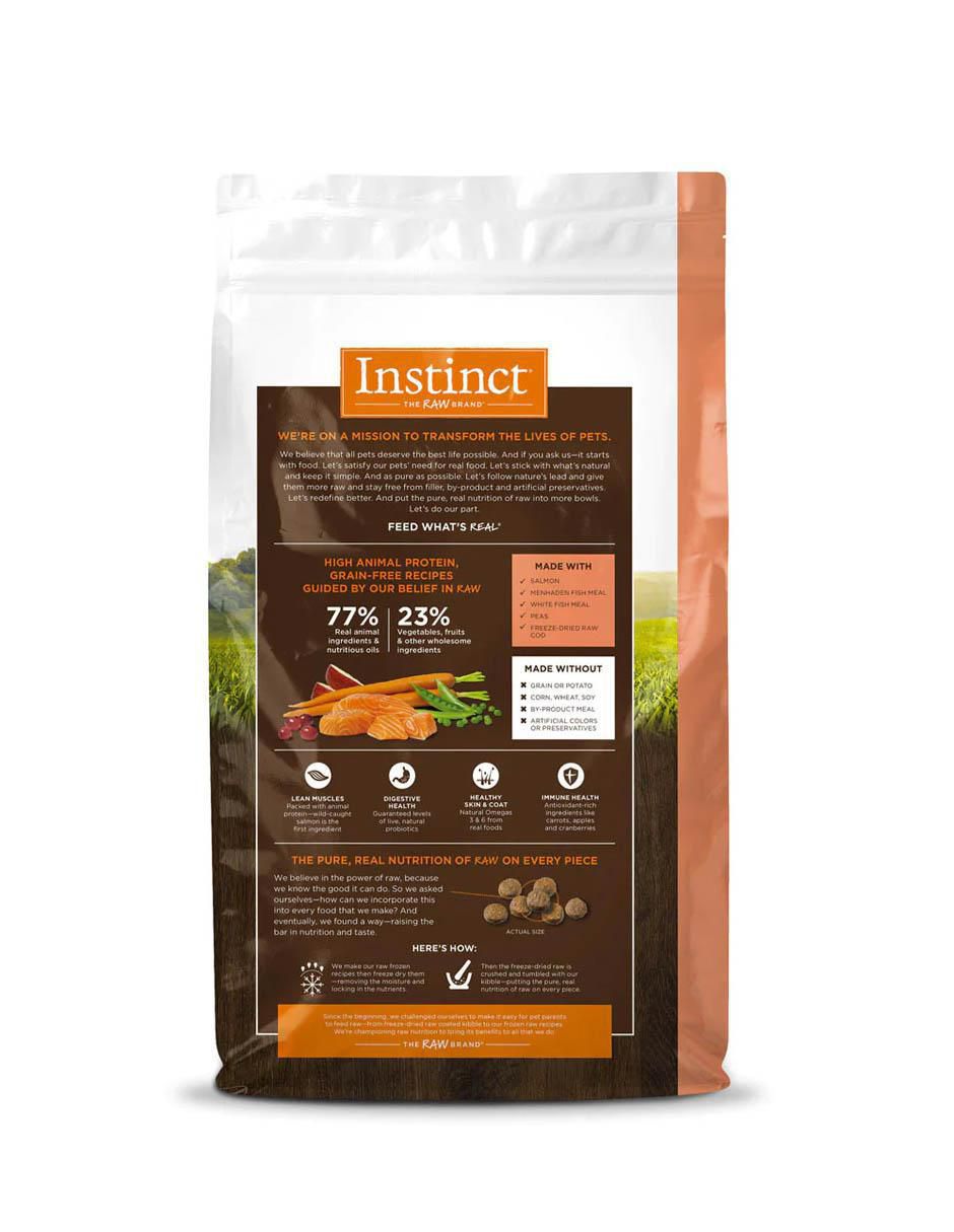 Croqueta de Salmón para gato todas las etapas contenido 4.5 kg 6