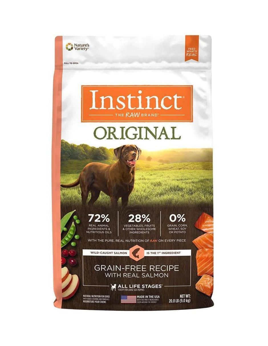 Croqueta de Salmón para perro todas las etapas contenido 9 kg