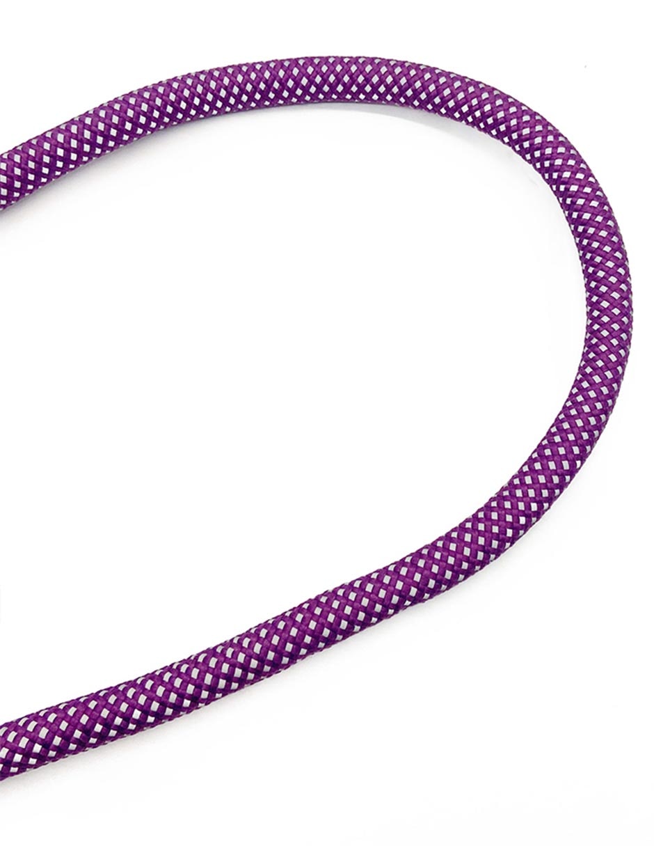 Morado obscuro